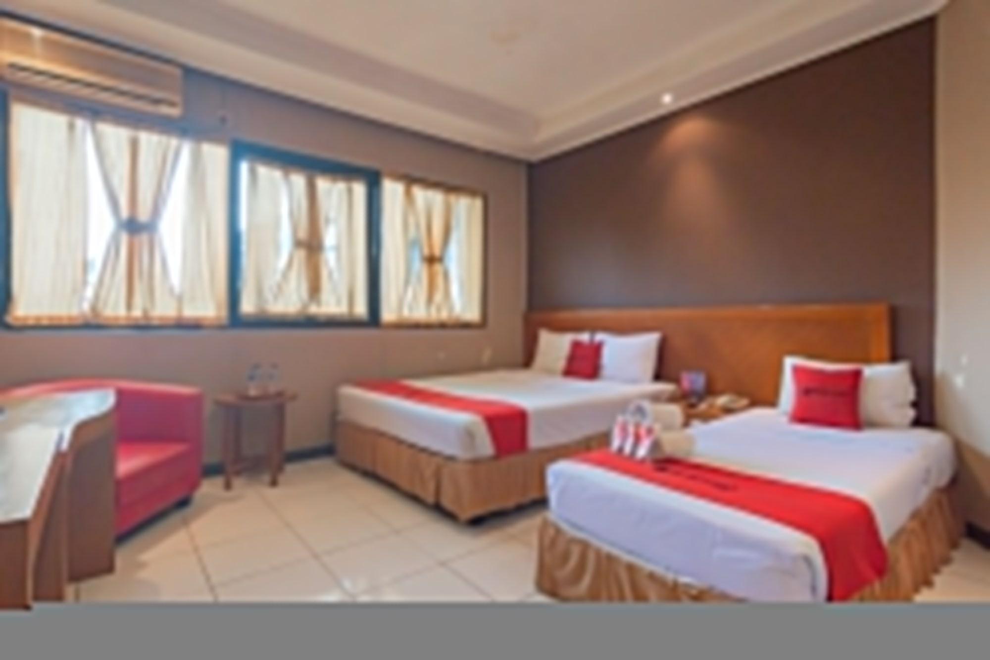 Hotel Reddoorz Plus @ Sukamulya Pasteur 2 Bandung Exterior foto